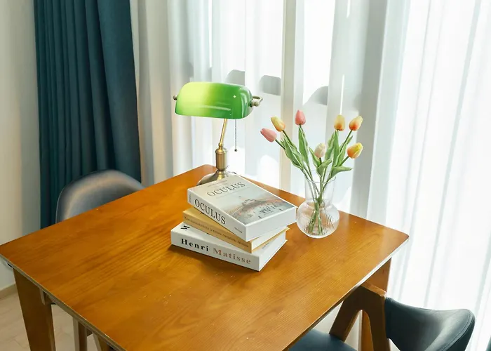 Comocasa Fully Furnished Apartment